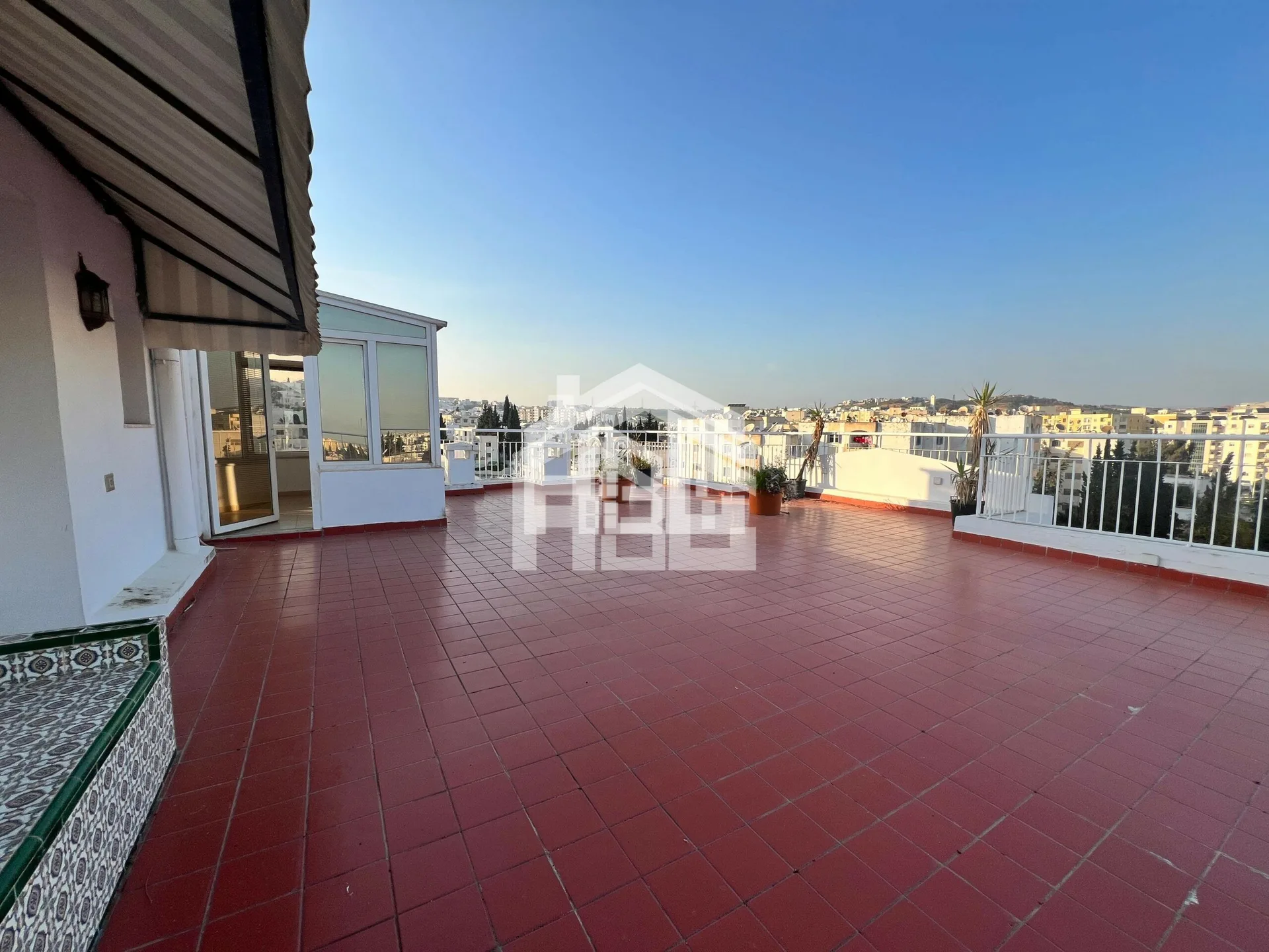 S+3 de 160 m² avec Terrasse de 50 m²